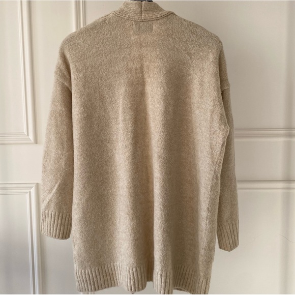 Oversized Knit Cardigan - Picture 3 of 3